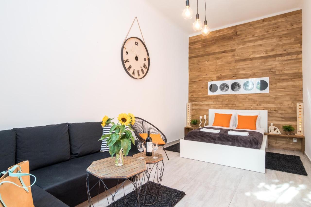 קרקוב Cracow Best Location Apartment With Garden By Cozyplace מראה חיצוני תמונה