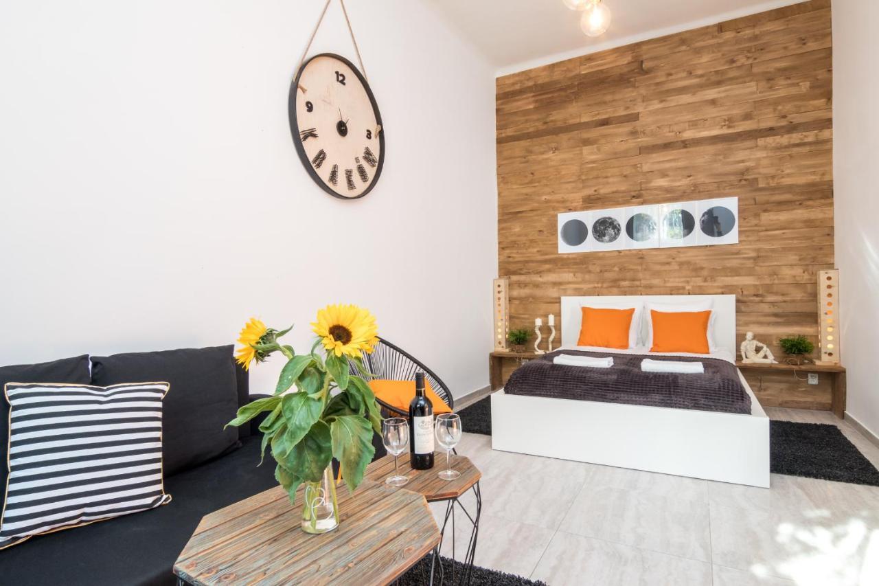 קרקוב Cracow Best Location Apartment With Garden By Cozyplace מראה חיצוני תמונה