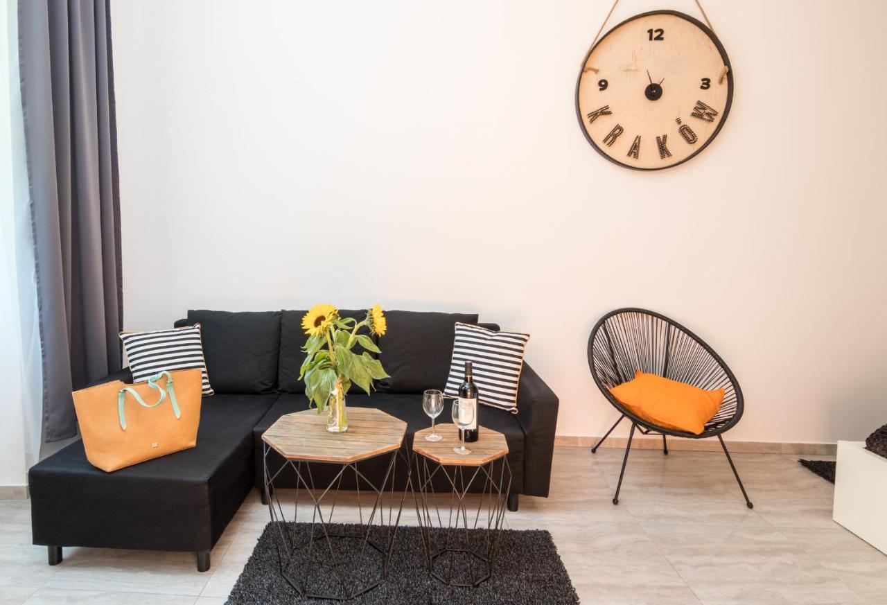 קרקוב Cracow Best Location Apartment With Garden By Cozyplace מראה חיצוני תמונה